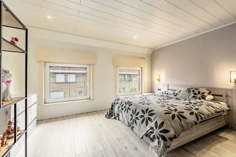 Roeselare : Instapklare, gerenoveerde rijwoning in hartje Roeselare! foto 9