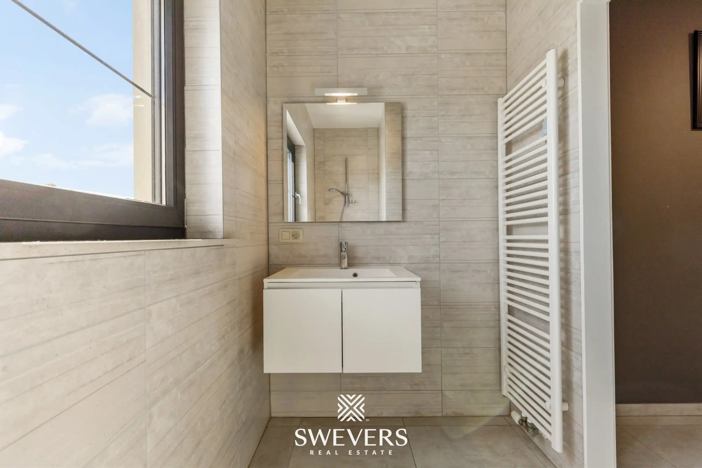 Instapklaar appartement met 2 slaapkamers en ruim terras in recent gebouw te Laakdal foto 19