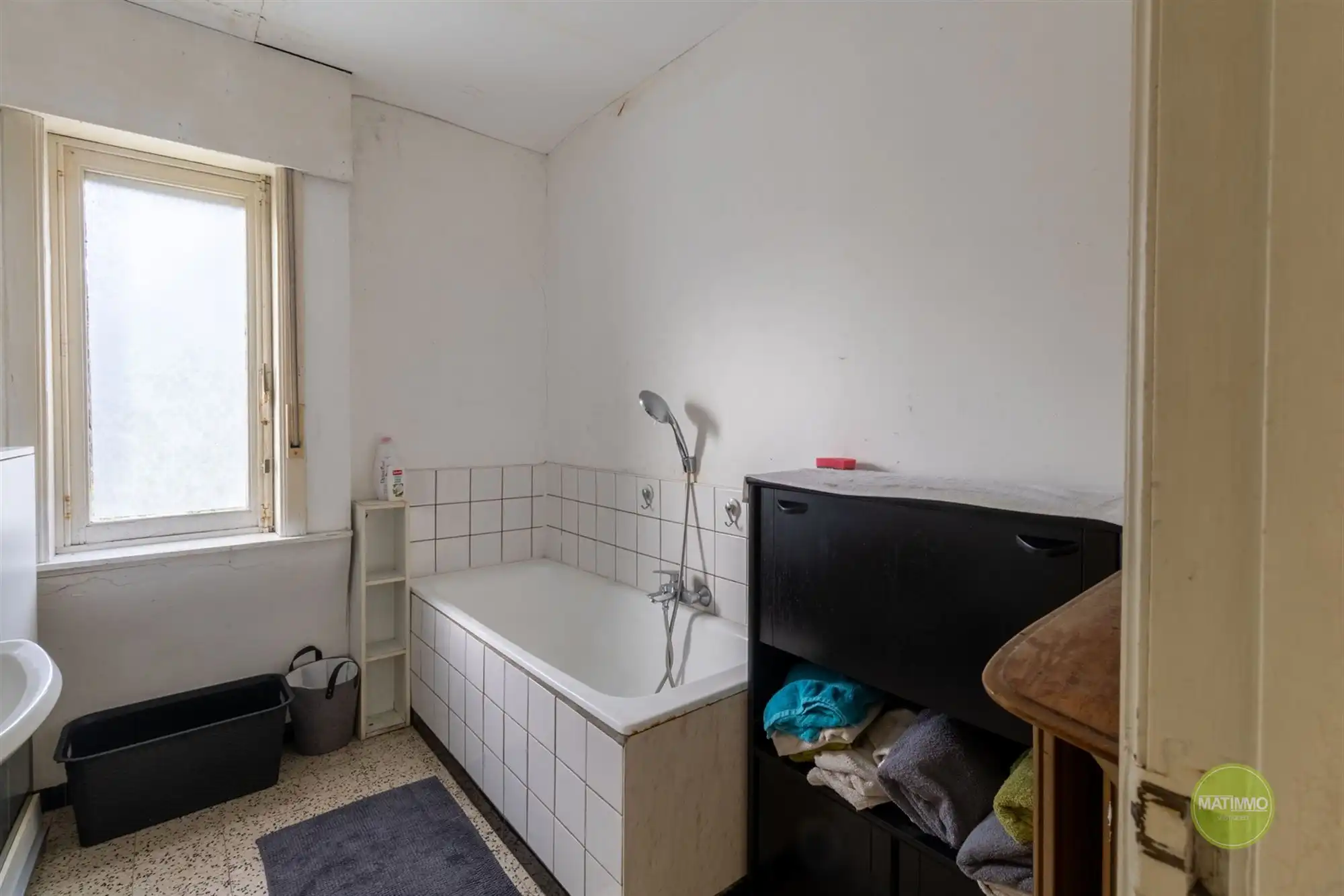 Authentieke gezinswoning met karakter en potentieel in Balen foto 17