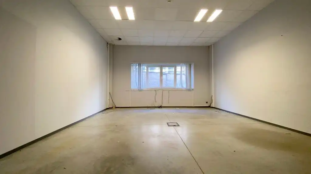 Gerenoveerde kantoren te huur aan Begijnhoflaan in Gent foto 20