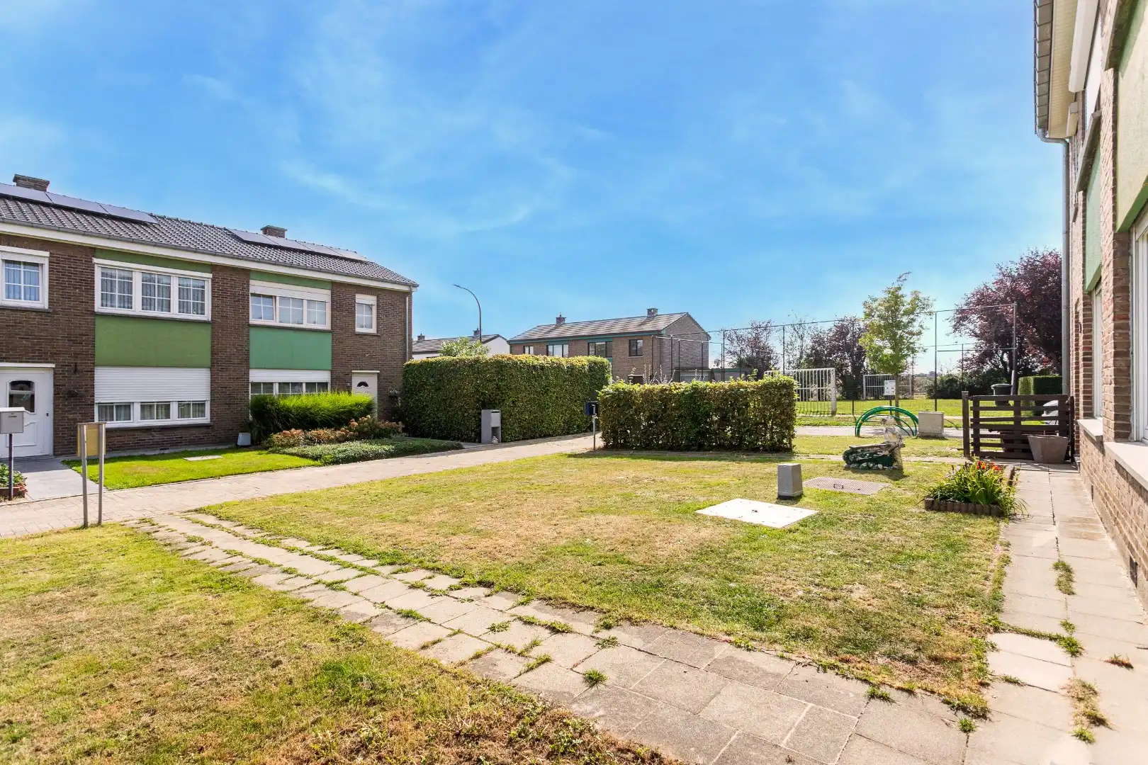 Instapklare woning met 3 slpk, tuin en garage te Lembeek foto 19