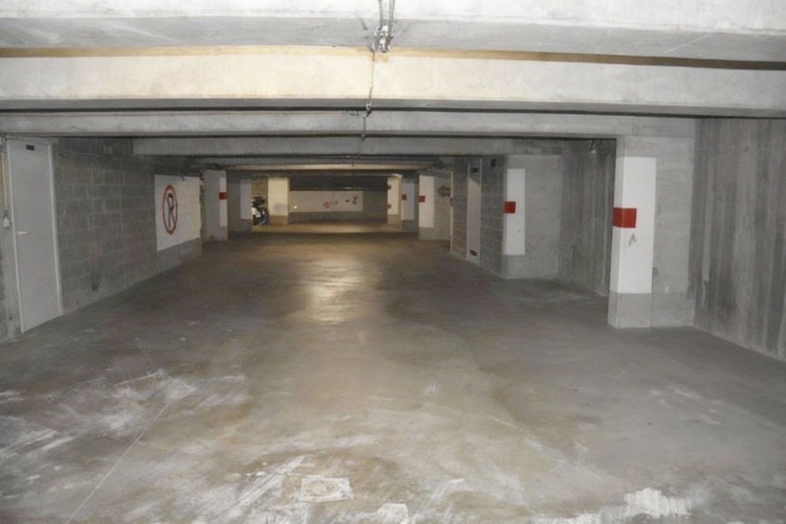 Ondergrondse autobox te huur – toplocatie! foto 9