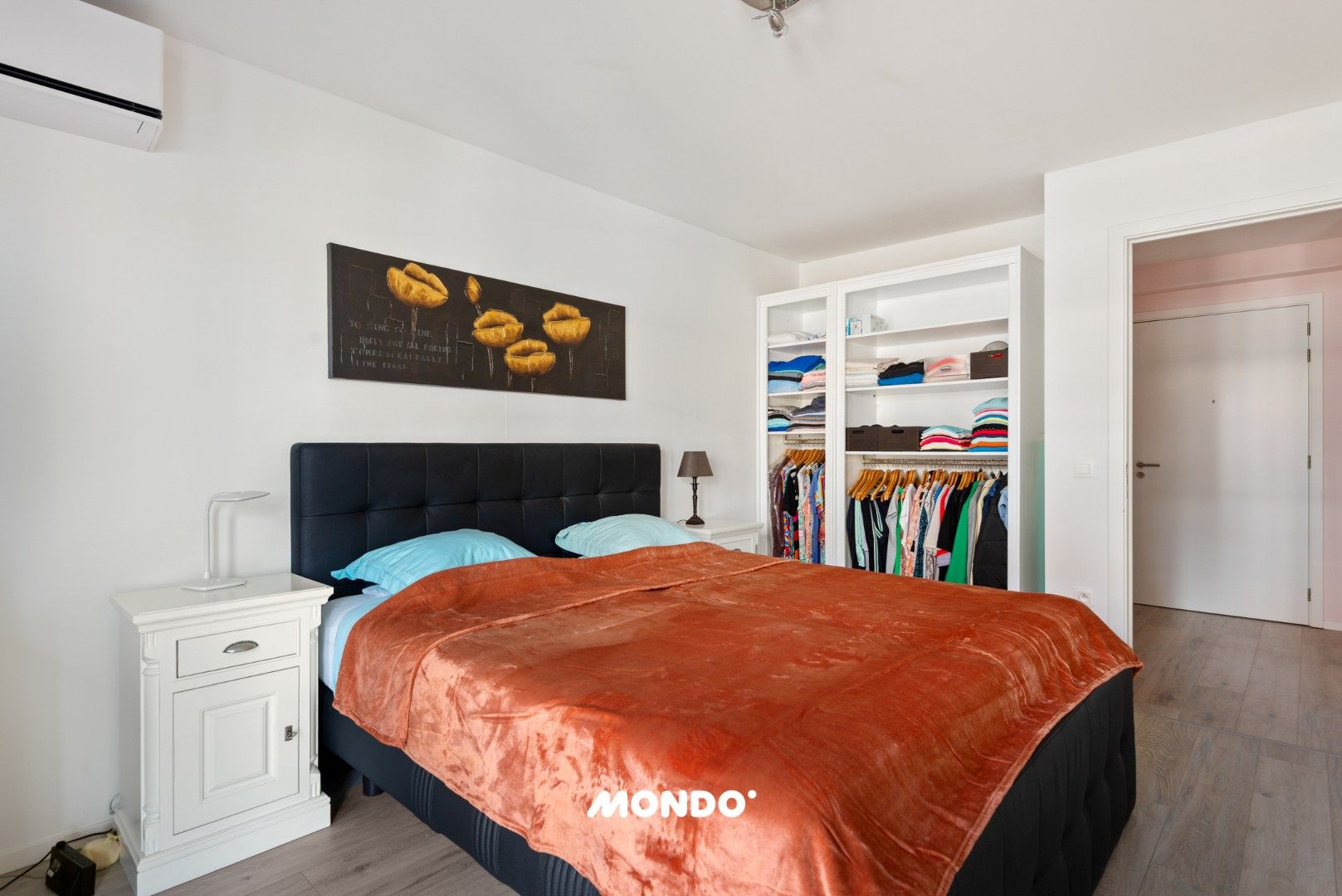 Instapklaar appartement met 2 slaapkamers! foto 12