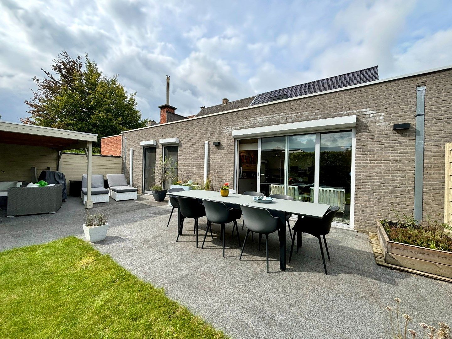 Volledig afgewerkte gelijkvloerse woning/app op mooie locatie in Kuurne foto 6