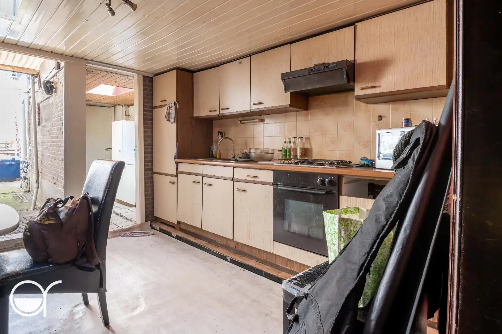 Op te frissen woning nabij station Gent-Sint-Pieters foto 6