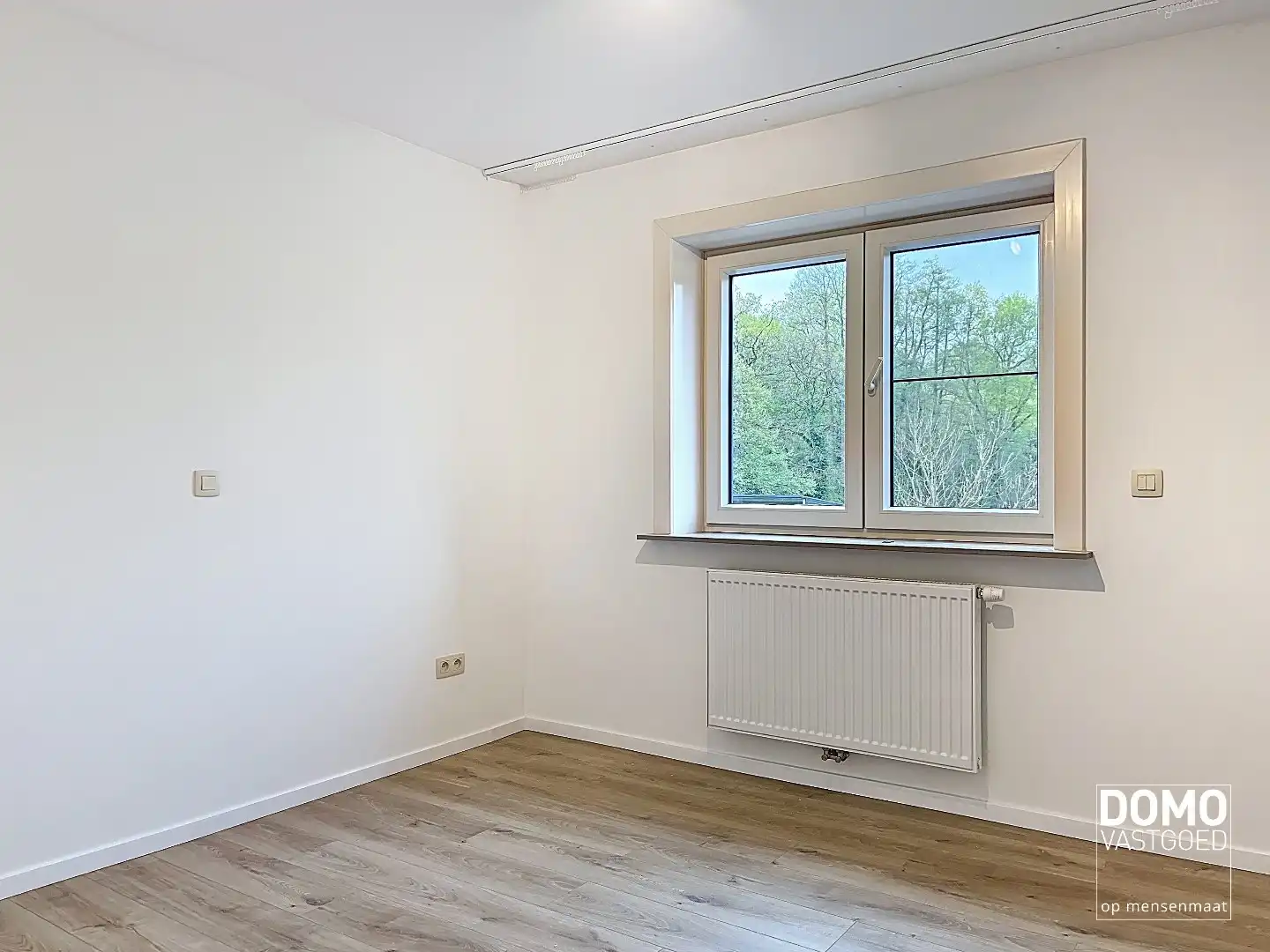 VOLLEDIG GERENOVEERDE WONING MET 3 SLAAPKAMERS EN ZUIDGERICHTE TUIN foto 15