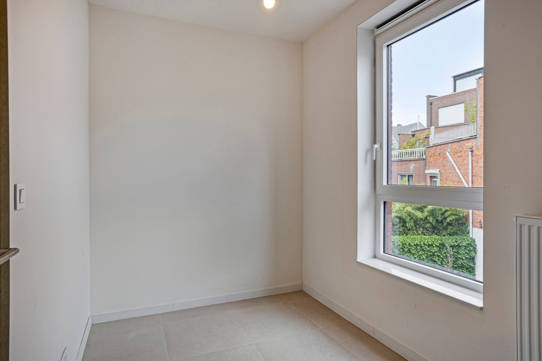 Stijlvol 2-slaapkamerappartement nabij De Schorre! foto 8