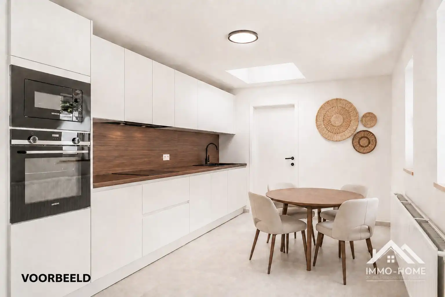 Ruime gerenoveerde burgerwoning !! foto 2