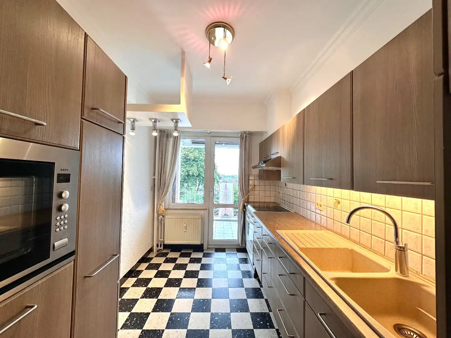 Centraal gelegen, energiezuinig appartement met 2 slaapkamers in het centrum van Tongeren-Borgloon foto 9