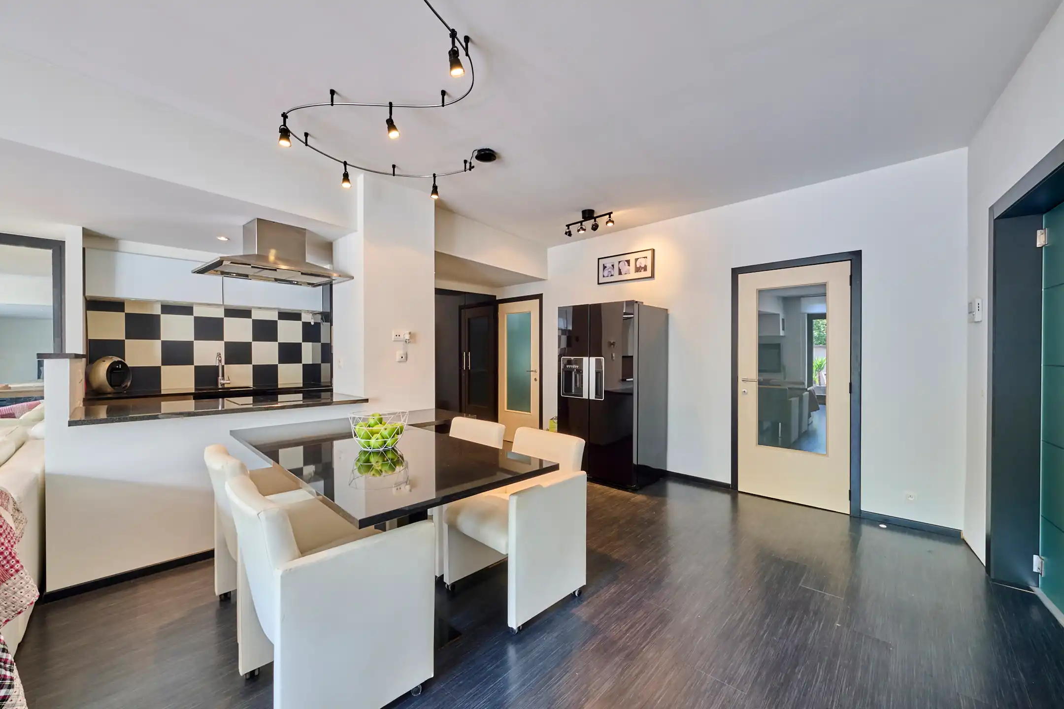 Ruim loft-appartement van 137m² in hartje centrum  foto 2