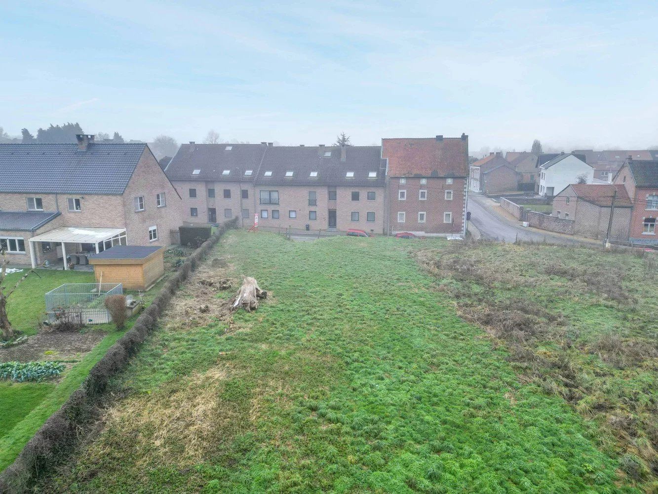 Groot perceel bouwgrond voor een open woning foto 4