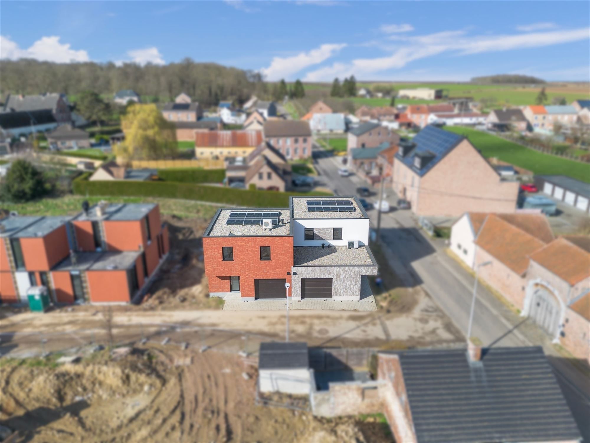 KNAPPE NIEUWBOUWWONING IN MODERNE STIJL IN HET LANDELIJKE GINGELOM  foto 4