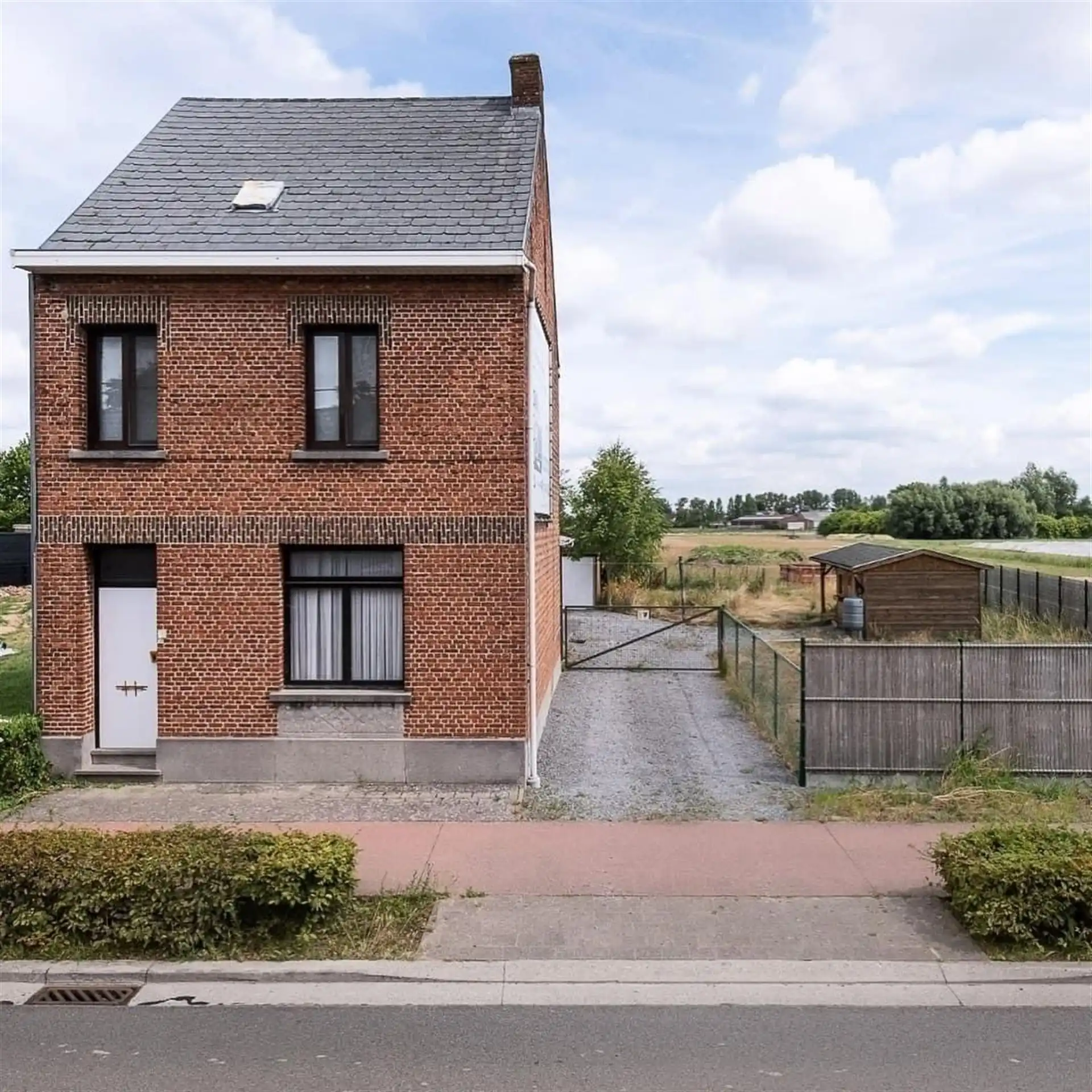 Landelijk gelegen woning met zonnige tuin! foto 13