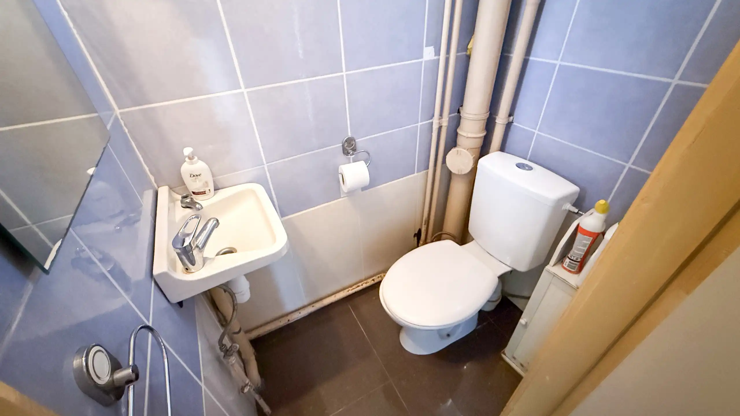 Moderne en gezellige woning met 5 slpkmrs en zonnepanelen! foto 18