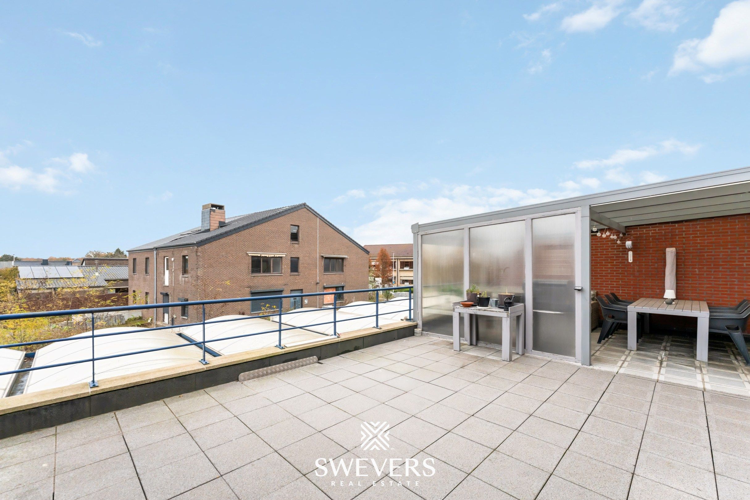 Modern en instapklaar appartement met twee terrassen in hartje Zolder foto 25