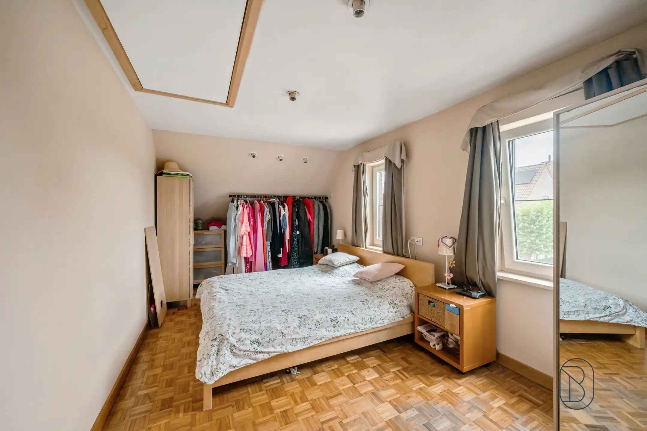 Rustig gelegen villa met 3 SLK, garage en zuidgerichte tuin foto 16