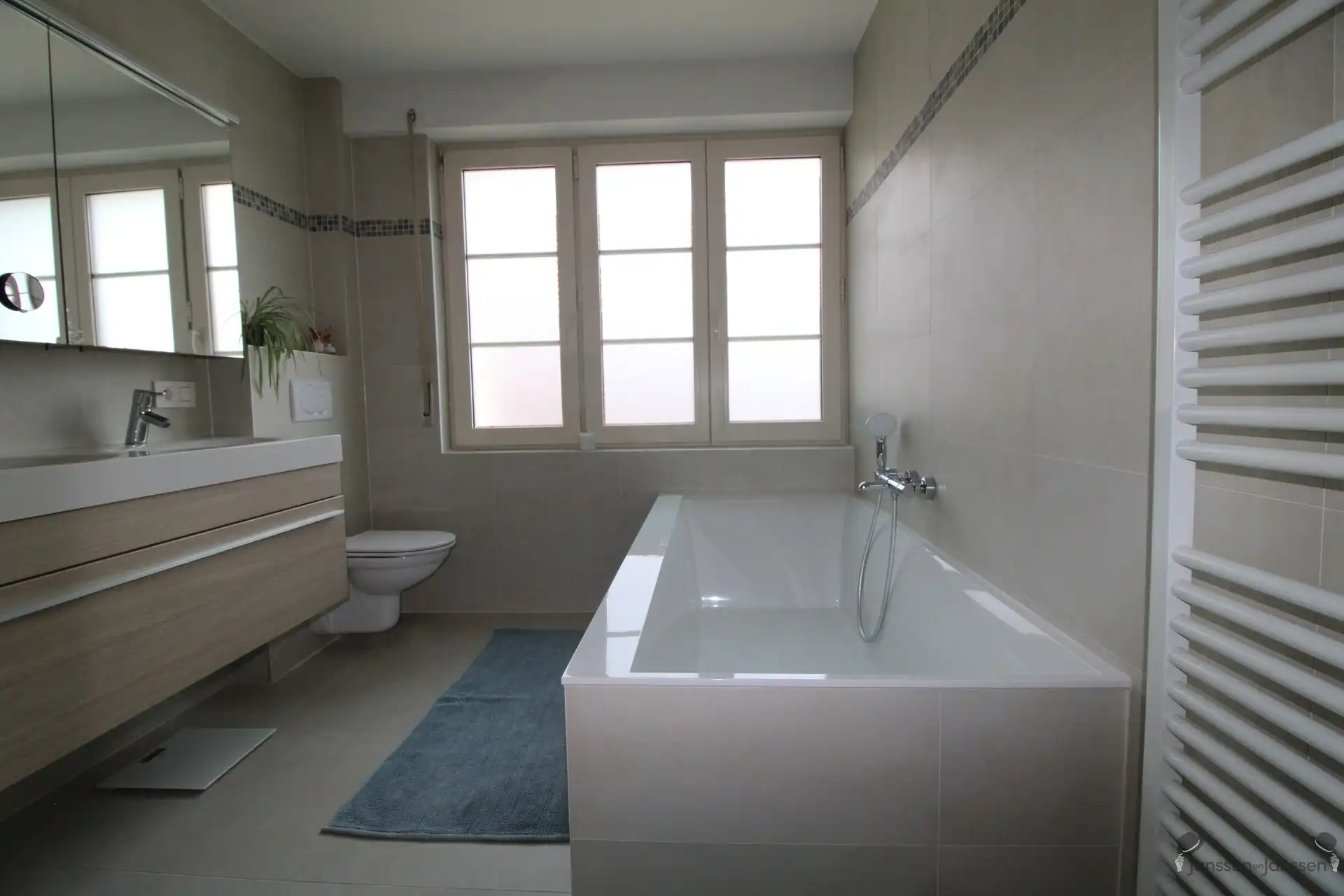 Woning met 4 slpks, 2 badk, centrum Broechem foto 14