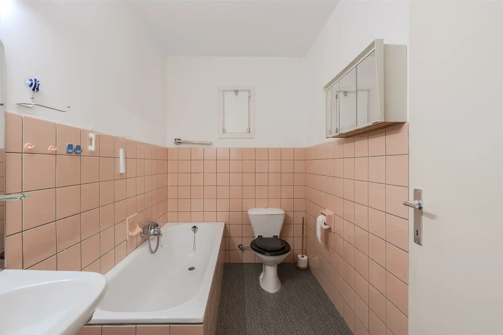 Zonnige studio met open zicht foto 5