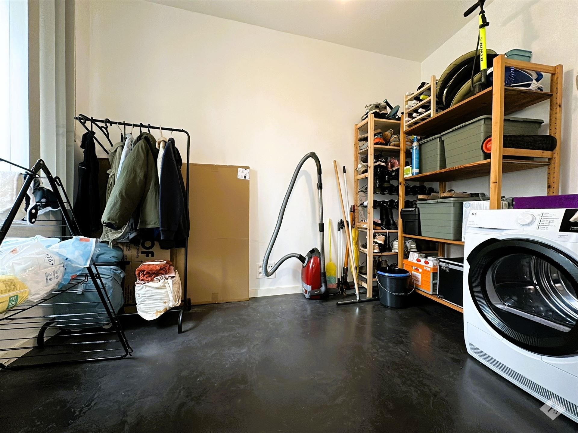 Volledig gerenoveerde woning met architecturale uitstraling te Buggenhout foto 7