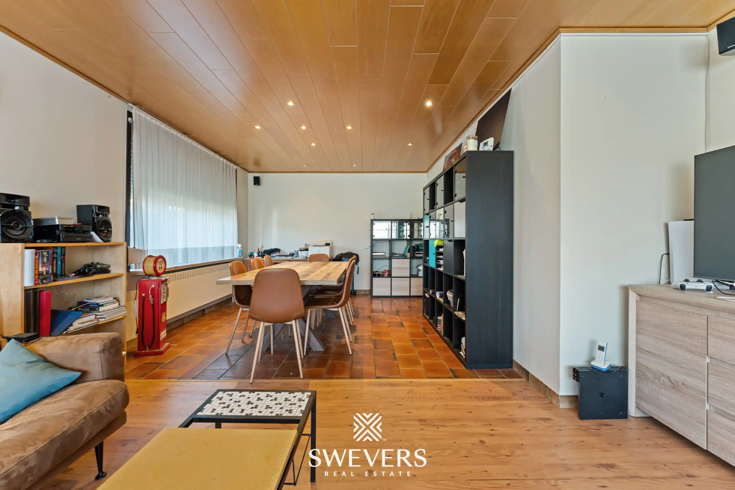 Instapklare splitlevelwoning met 5 slaapkamers rustige en centrale gelegen foto 3