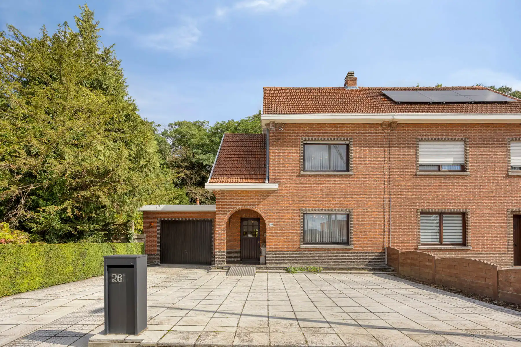 Hoofdfoto van de publicatie: Charmante, karaktervolle HOB met mooie tuin op toplocatie