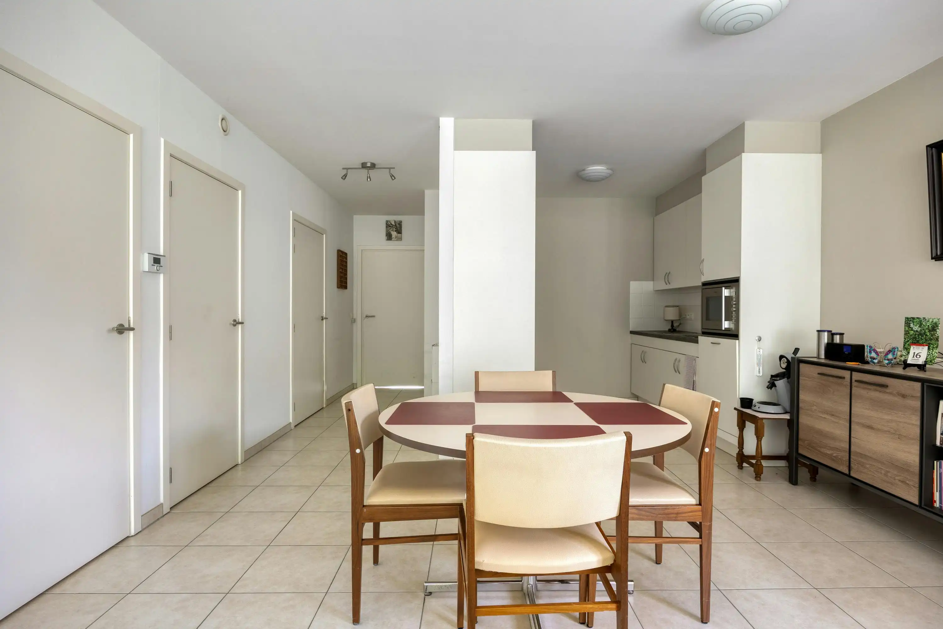 Gelijkvloers appartement met 2 slaapkamers te koop in Bassevelde foto 5