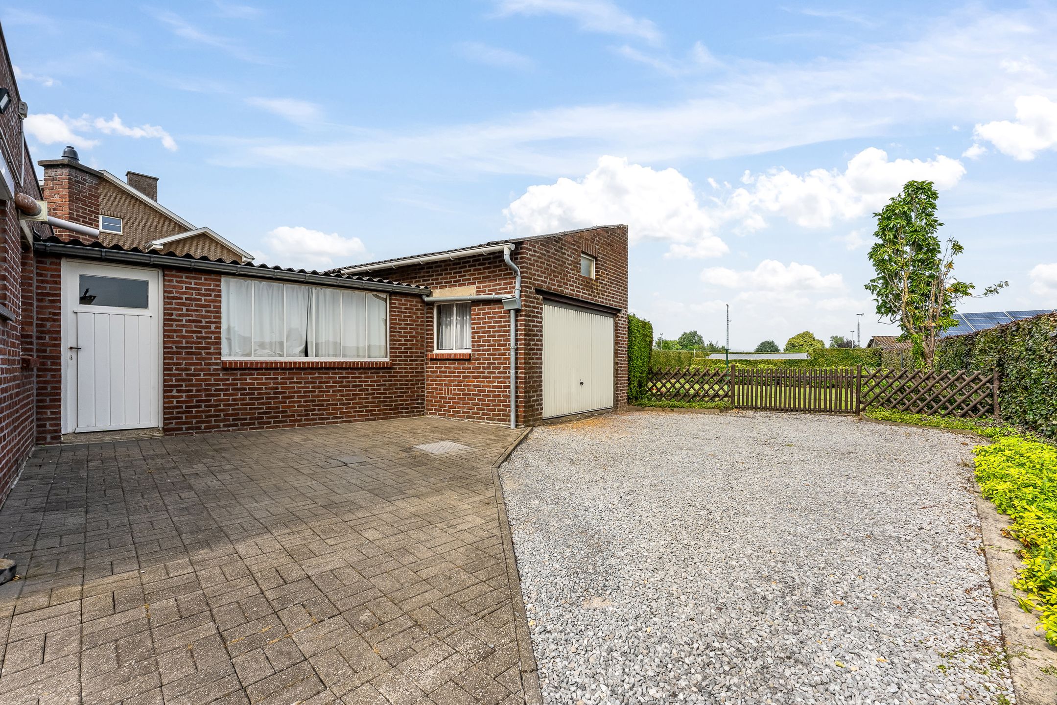 Halfopen woning op 9a40ca te Vlijtingen foto 18