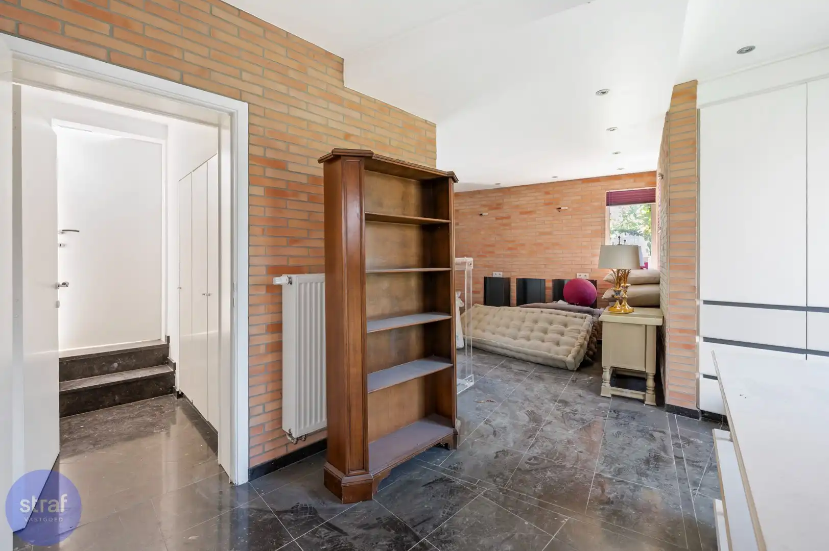 Ruim (en ook groot) huis op Linkeroever&nbsp;met praktijkruimte/ studio foto 8