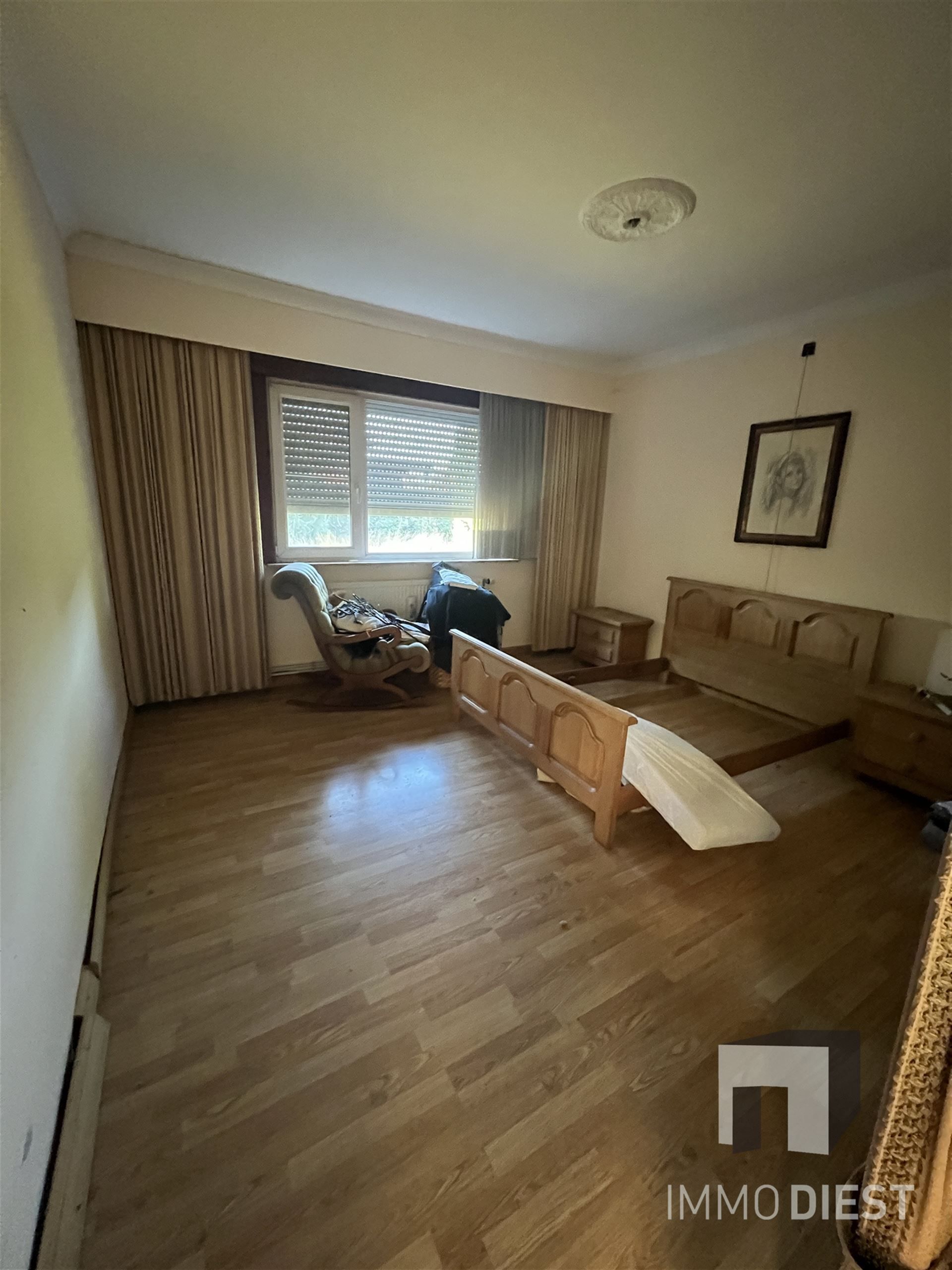 Woning te renoveren met mogelijkheden foto 15