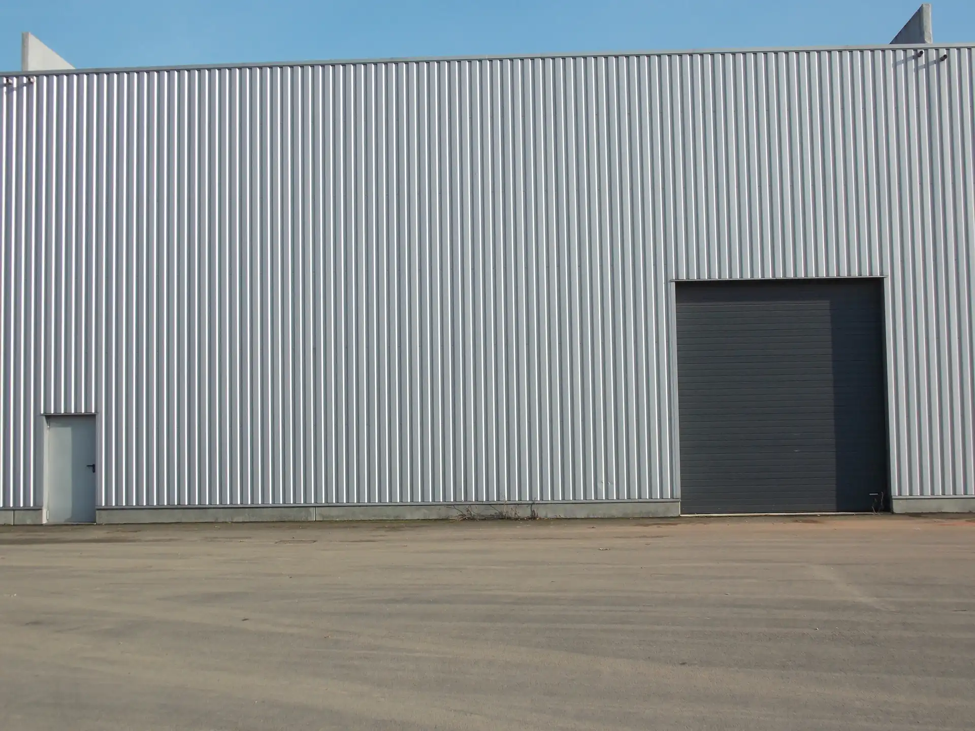 Magazijn te huur langs de Hannekenshoek 23 te Herentals  foto {{pictureIndex}}