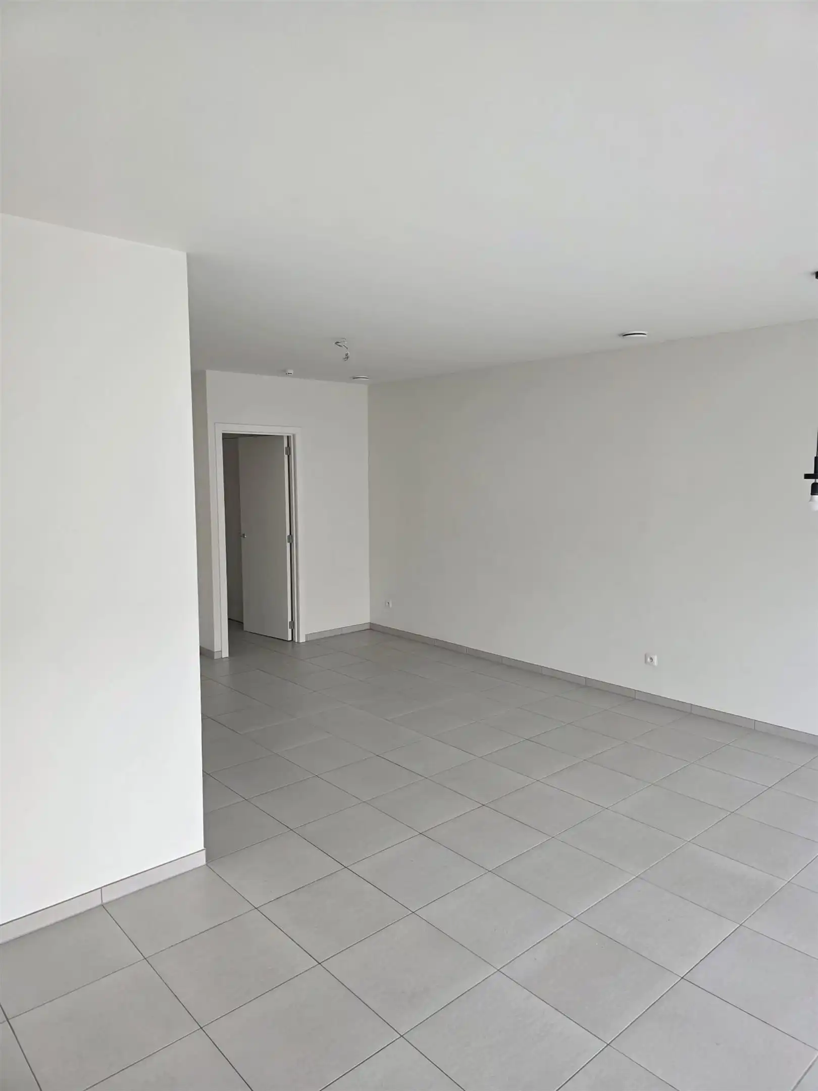 2 Slaapkamer appartement, centraal Wilrijk foto 5