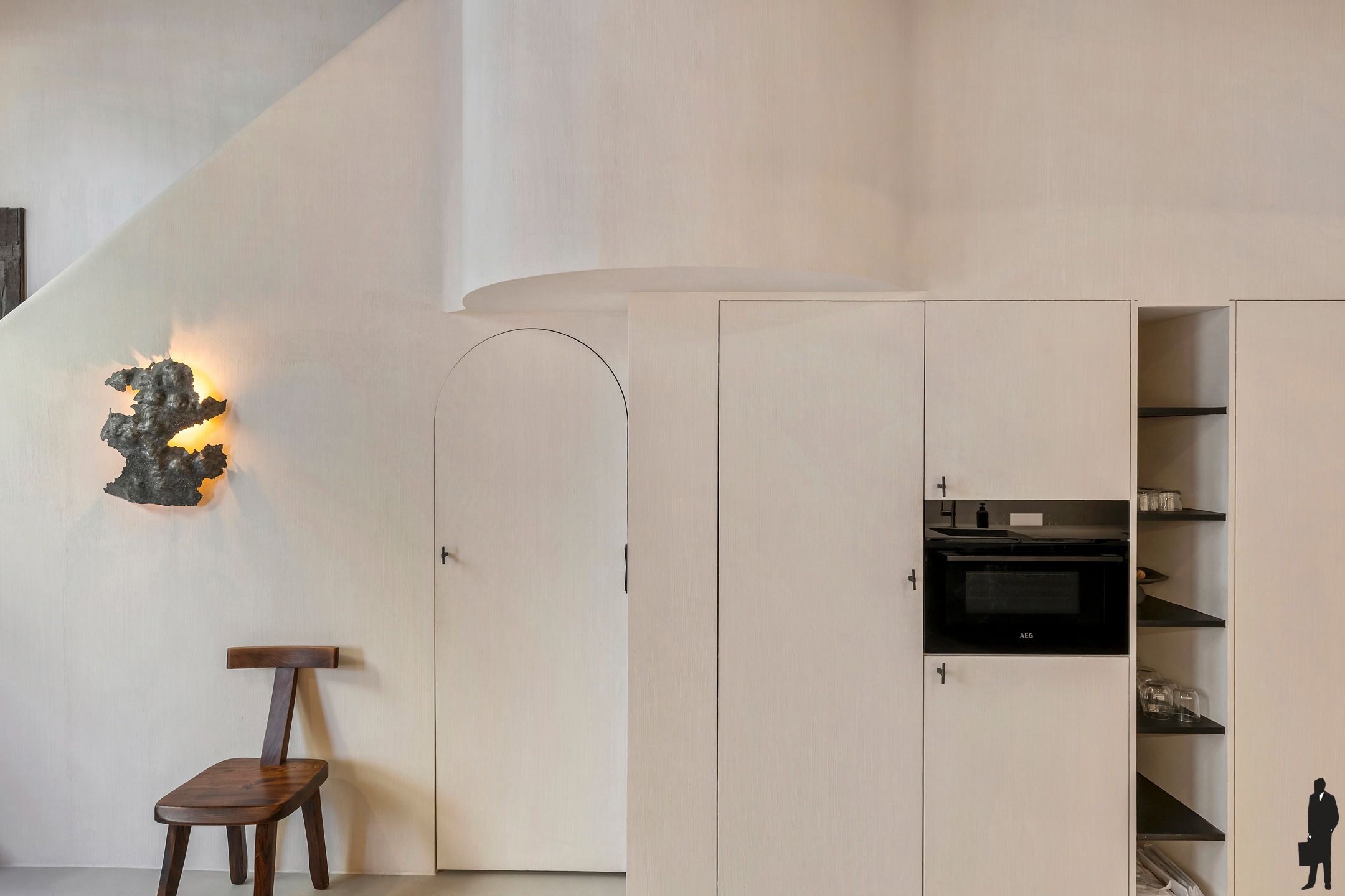 Neoclassicistische stadswoning uit de 19de eeuw met zicht op de Schelde en de Kathedraal foto 2