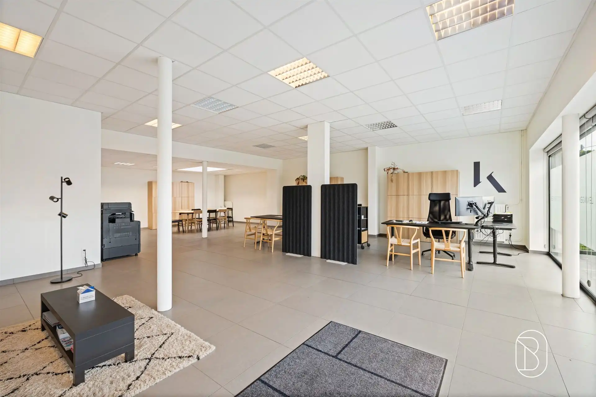 Topgelegen kantoor/handelspand met appartement foto 2