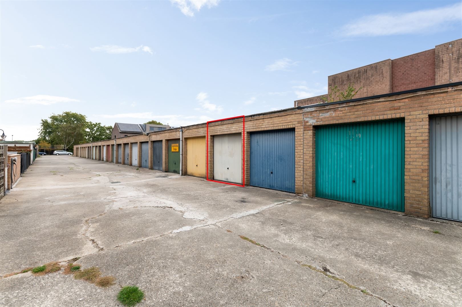 Te renoveren appartement met 2 slaapkamers en garagebox foto 15