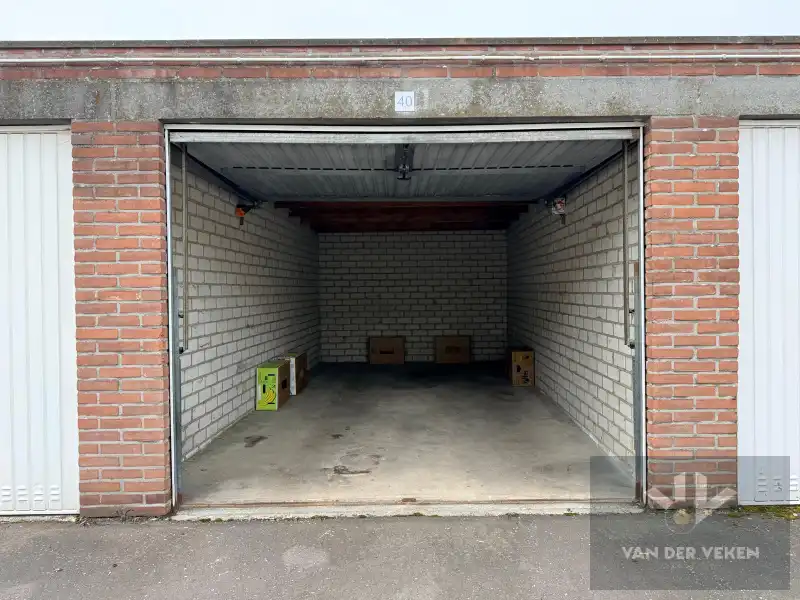 Gerenoveerd 2-slaapkamerappartement! foto 11