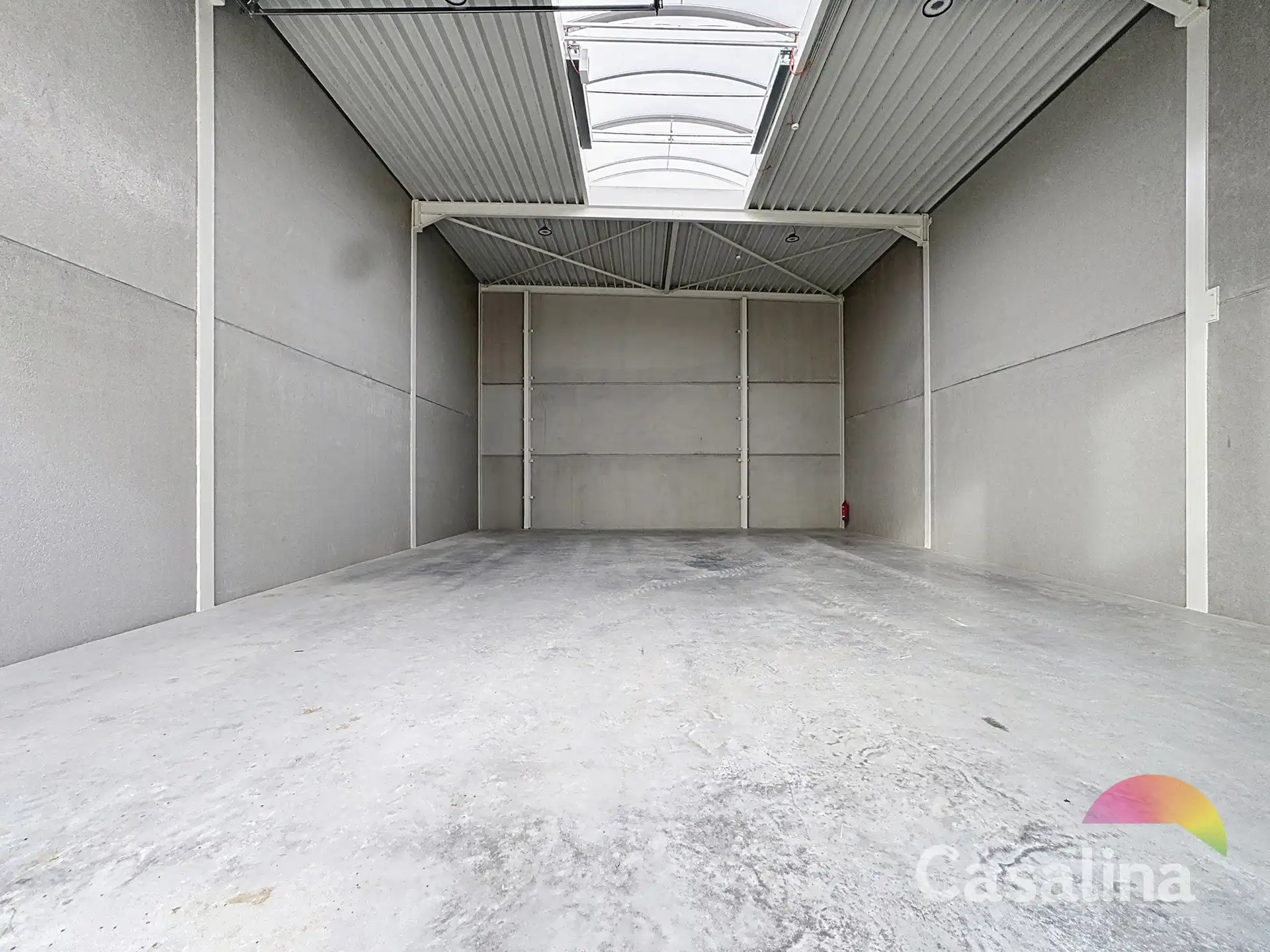 Nieuw magazijn van ±155 m² te huur – Strategische ligging foto 13