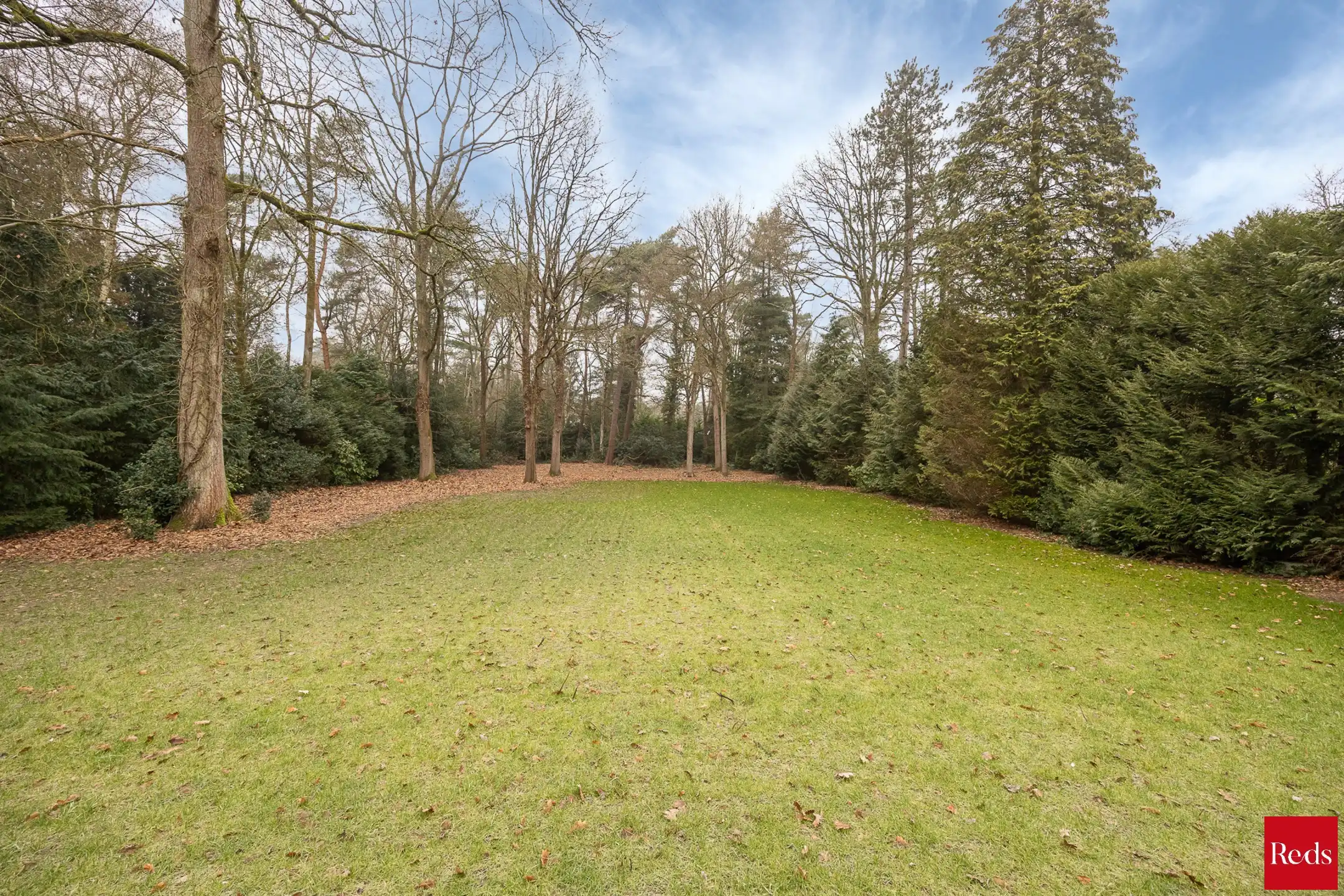 Laagbouwvilla op een prachtig perceel van ca . 3058 m² foto 5