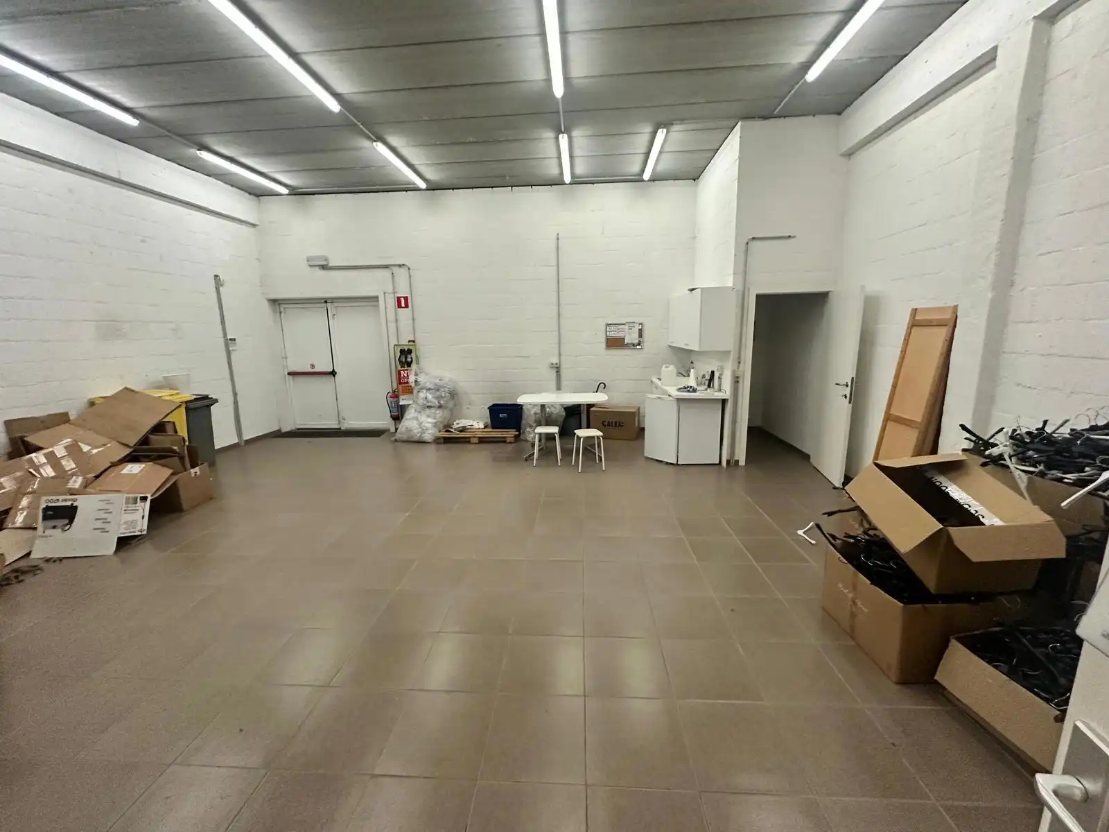 Commercieel pand in de belangrijkste winkelstraat van Mol foto 9