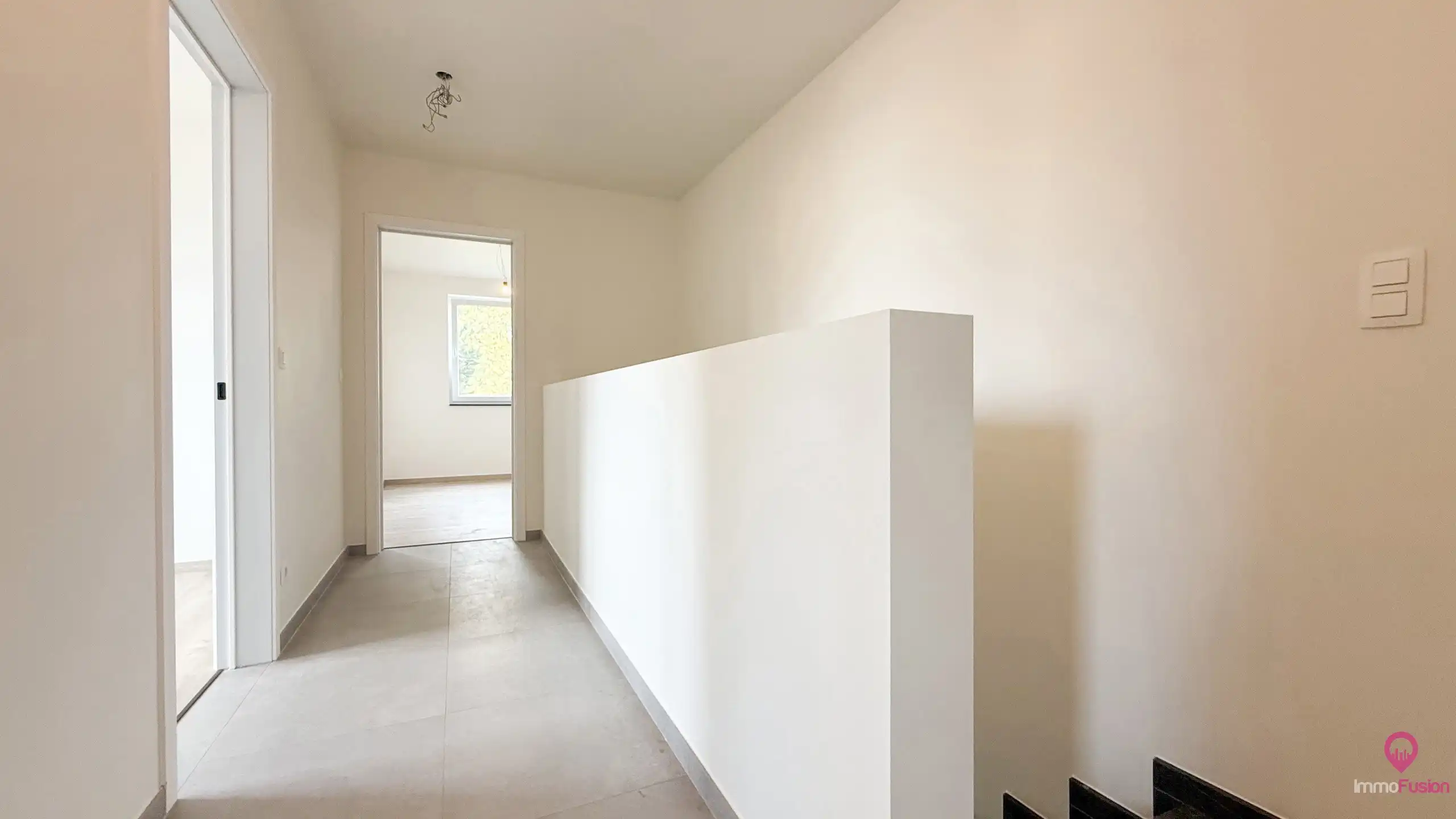 Praktische nieuwbouwwoning met 3 slpks in rustige straat! foto 18