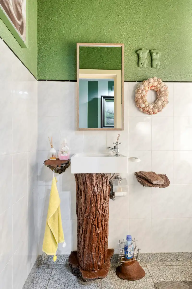 Prachtig alleenstaand 2-slaapkamer appartement met carport. foto 11