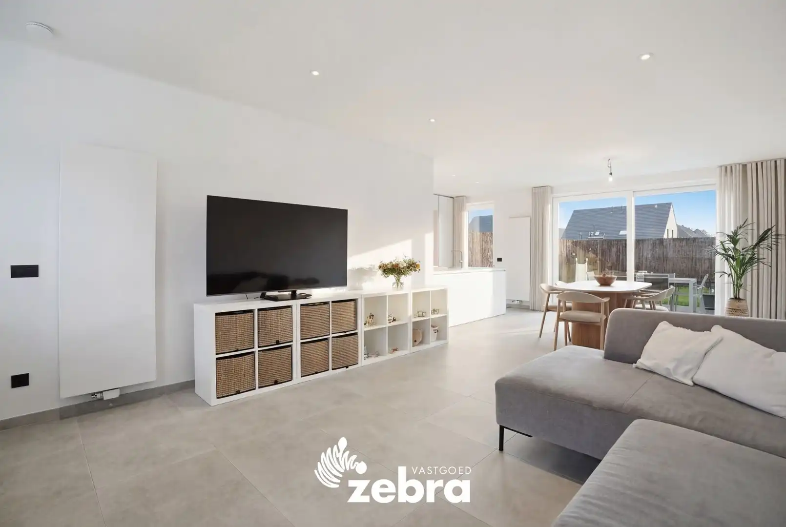 Instapklare woning met 3 slaapkamers en garage te Meulebeke! foto 4