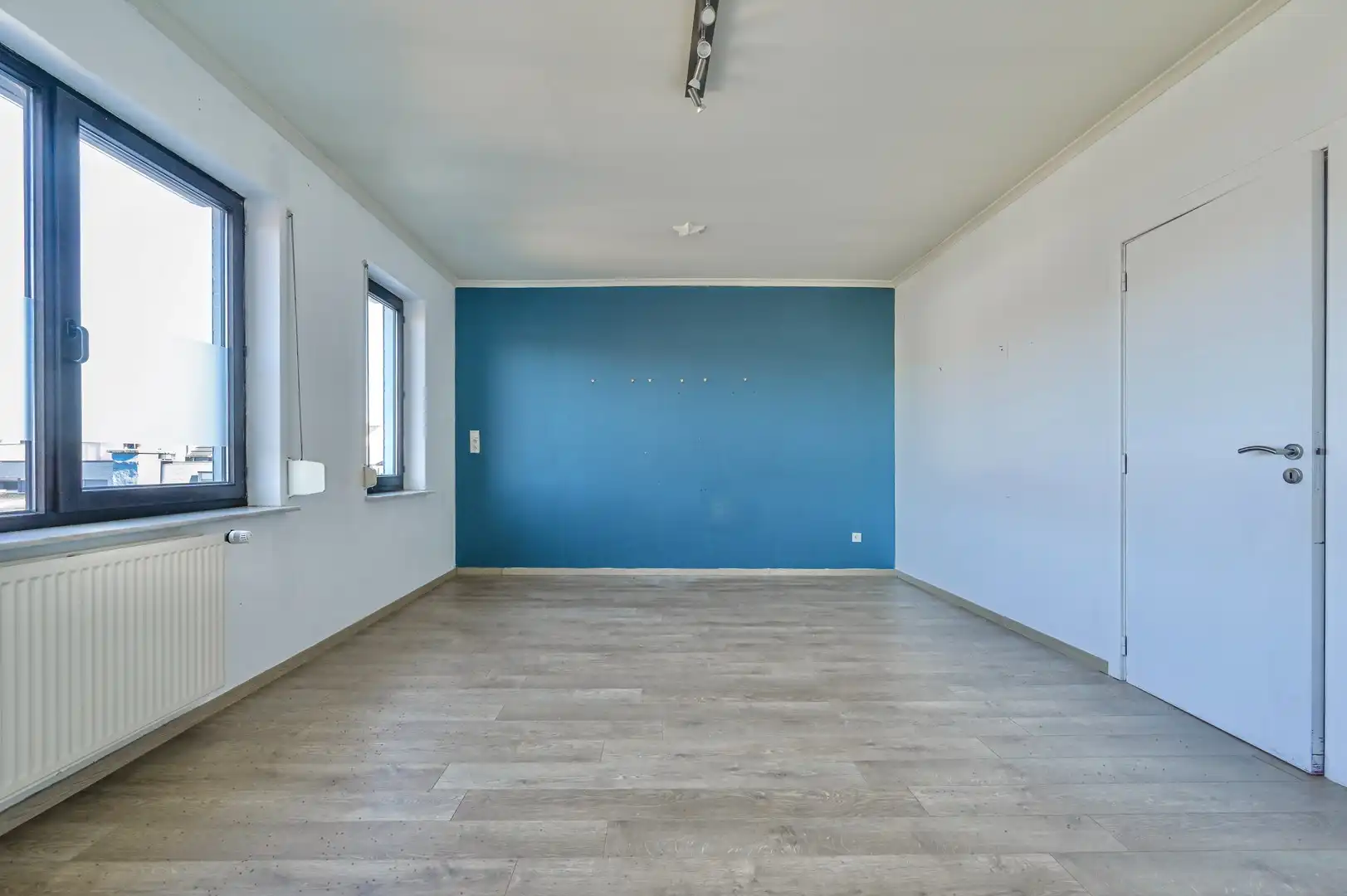 Handelspand met ruim appartement te huur in het hart van Bornem foto 14