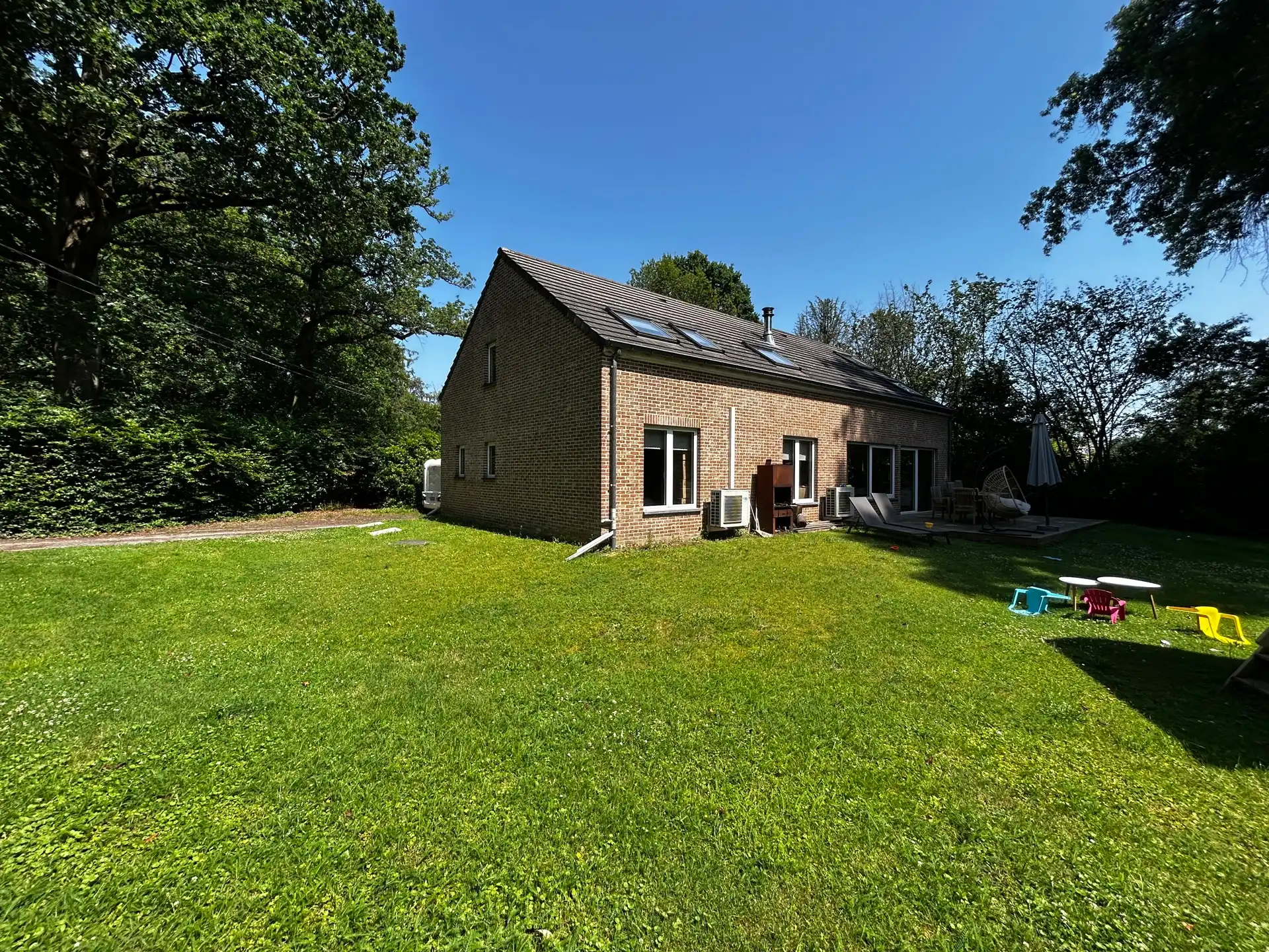 Ruime woning, 4 slpks, 3 badk,  gelegen in parkdomein  foto 3