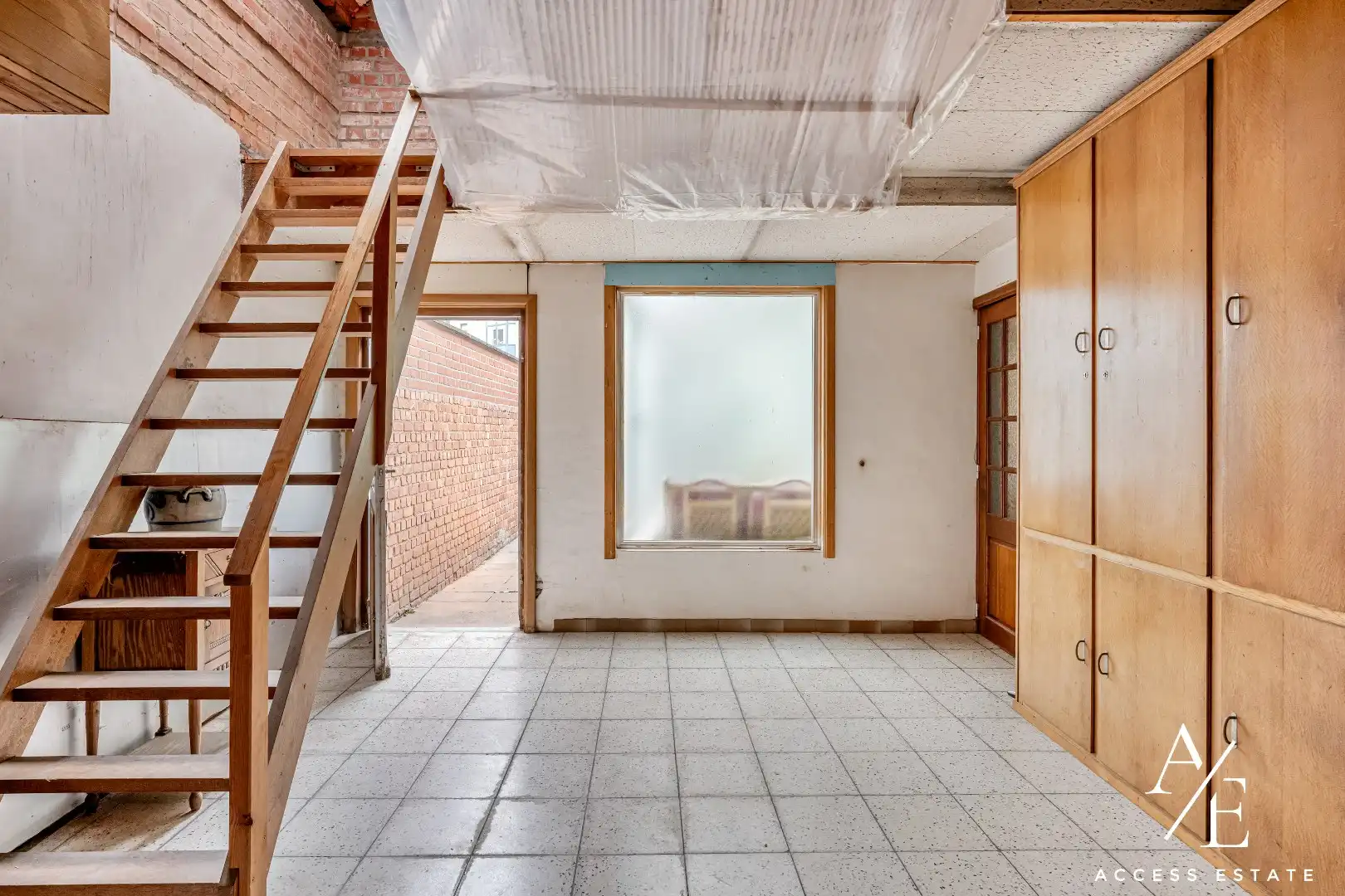WETTEREN - Te renoveren herenwoning in het centrum! foto 19