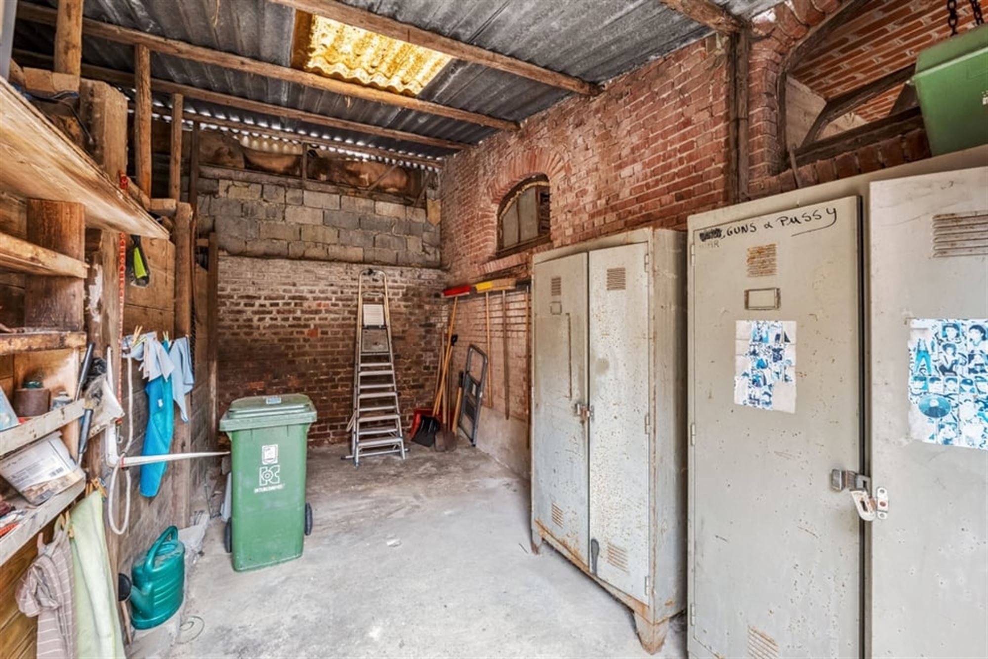 CHARMANTE HOEVE OP EEN PERCEEL VAN 14A IN HEERS  foto 34