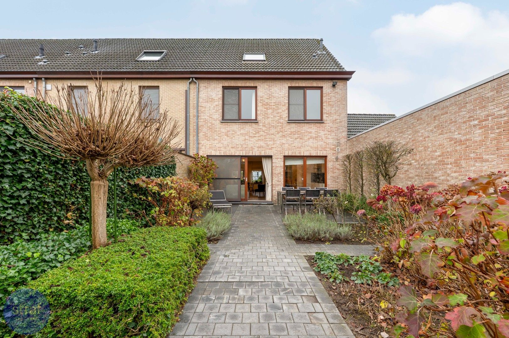 Prachtige woning met veel ruimte foto 10