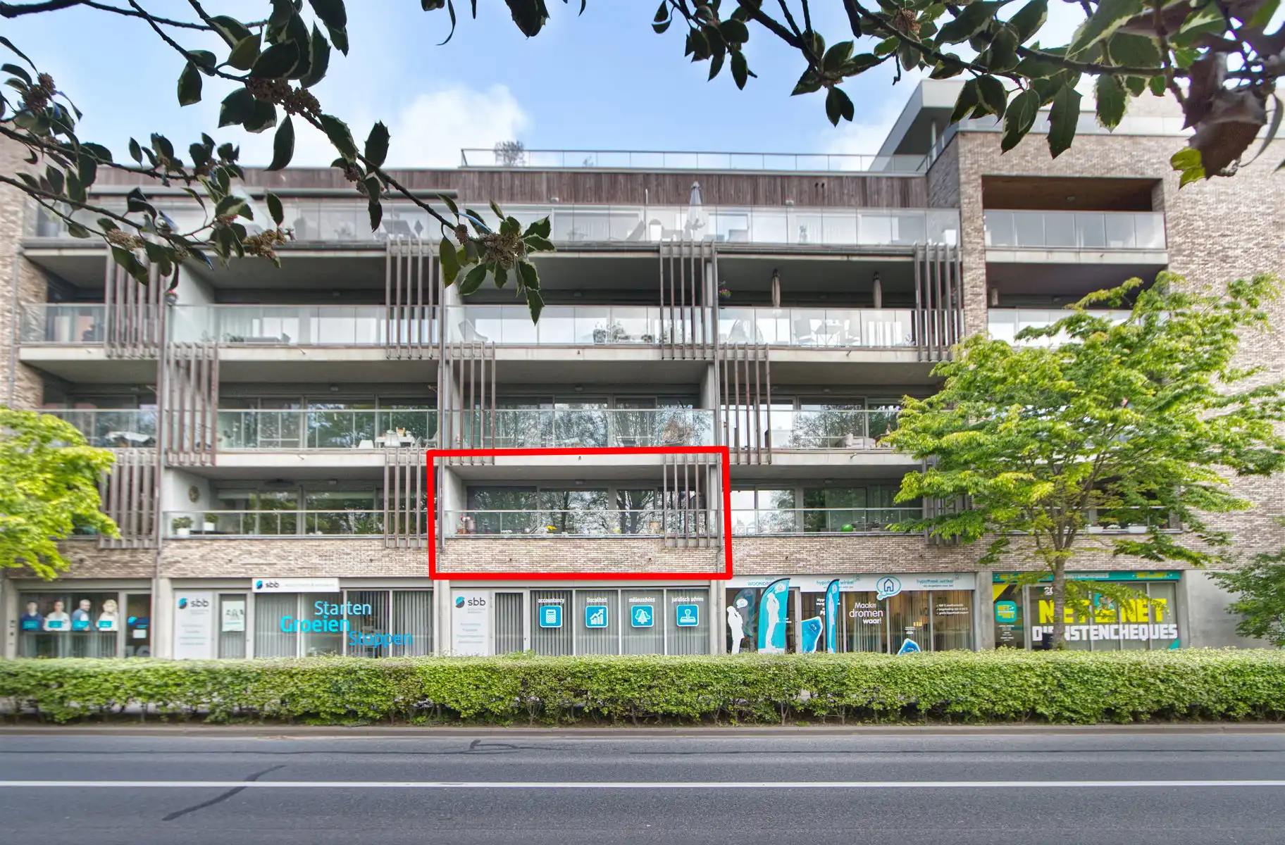 APP 2 slk - terras - kelder - parking - centrum stad - lift foto 2