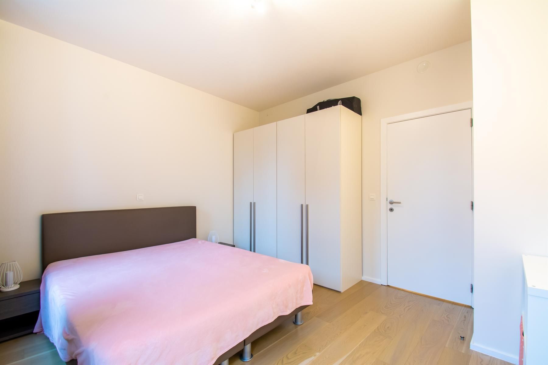 Prachtig appartement - 1 kamer + terras (NATO area) foto 9