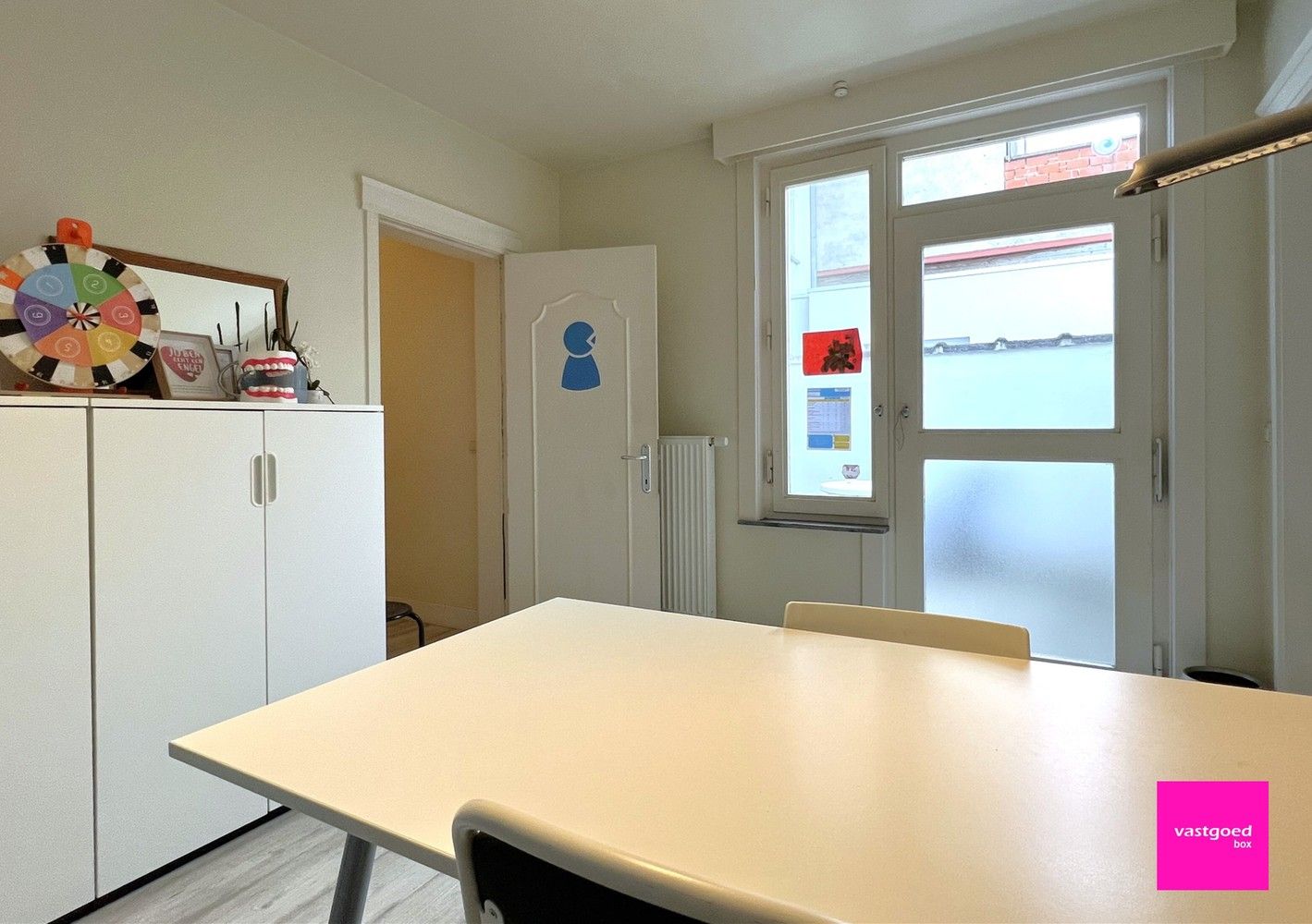 Rustig gelegen gelijkvloers appartement met 3 slaapkamers en terras, Oostende foto 14