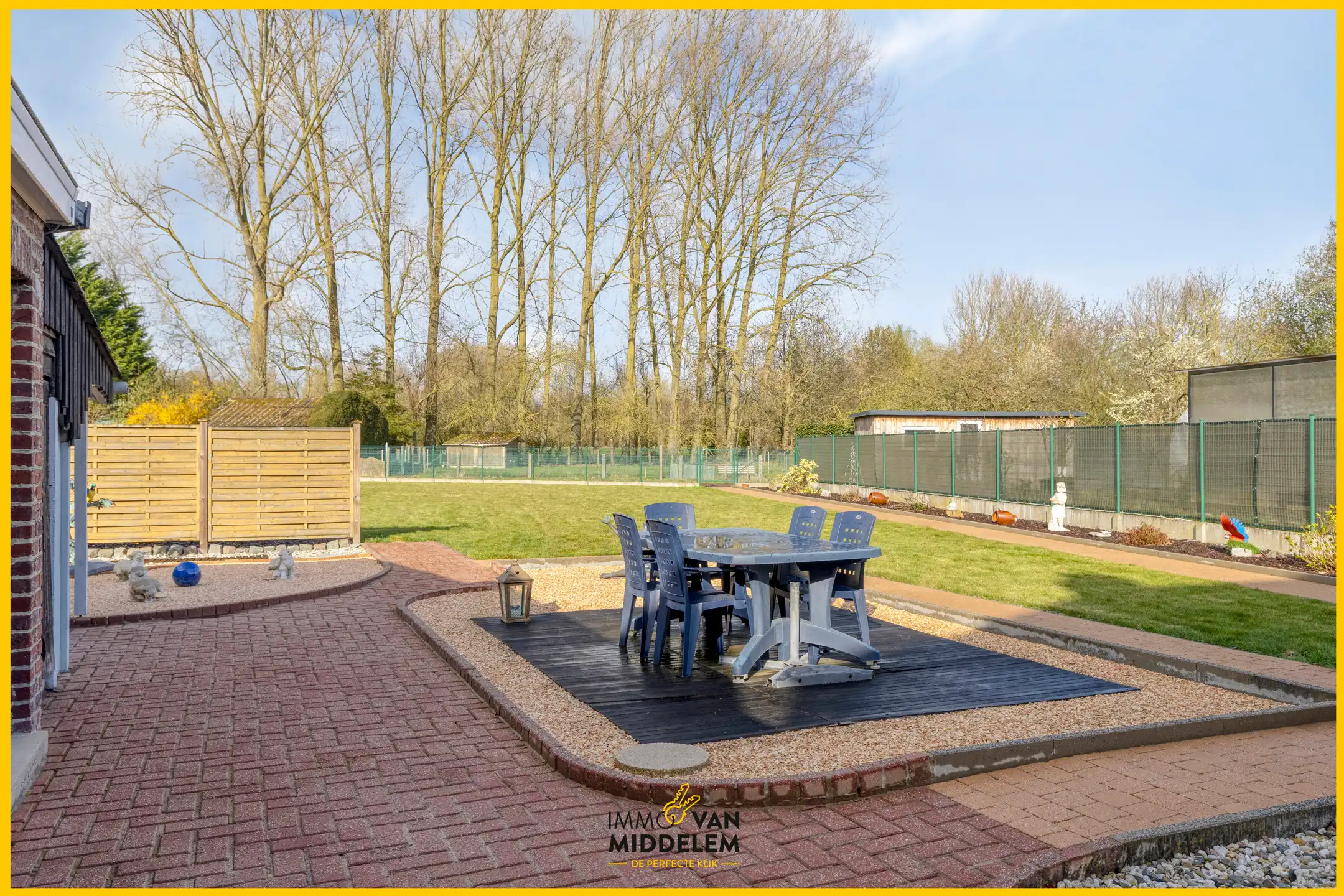 GOED ONDERHOUDEN 3-GEVELWONING MET 3 KAMERS, GARAGE EN TUIN foto 21